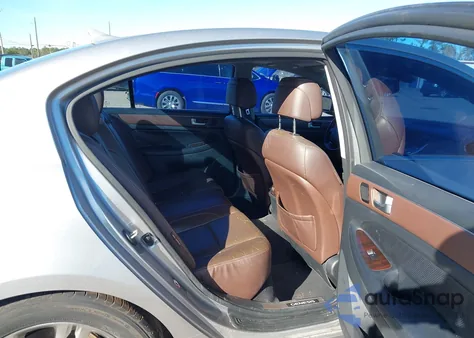 2012 Hyundai Genesis 4.6 z USA, uszkodzony, nr VIN KMHGC4DF8CU207126